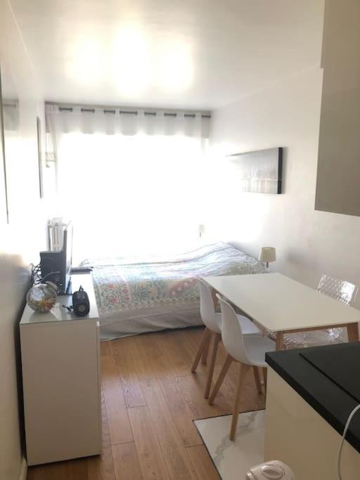 Nice Flat St Germain En Laye Centre 30 Minutes To Paris Saint-Germain-en-Laye Exteriér fotografie